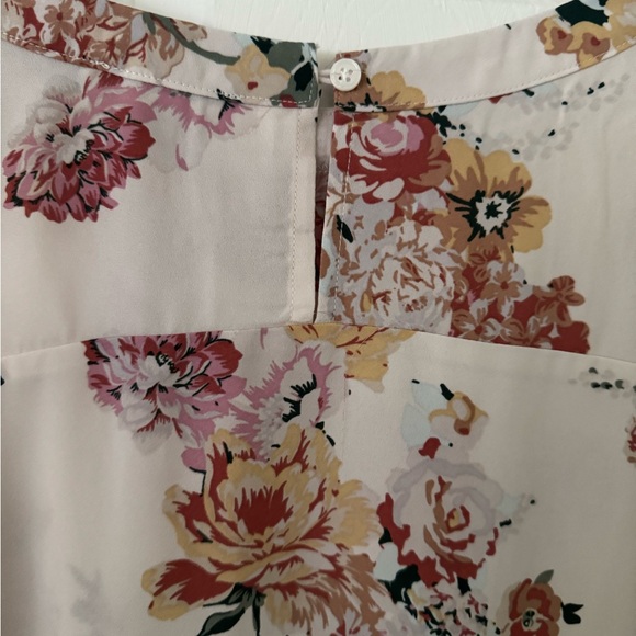 Buffalo David Bitton Tan Floral Relaxed Short Sleeve Blouse XL New - Picture 7 of 9